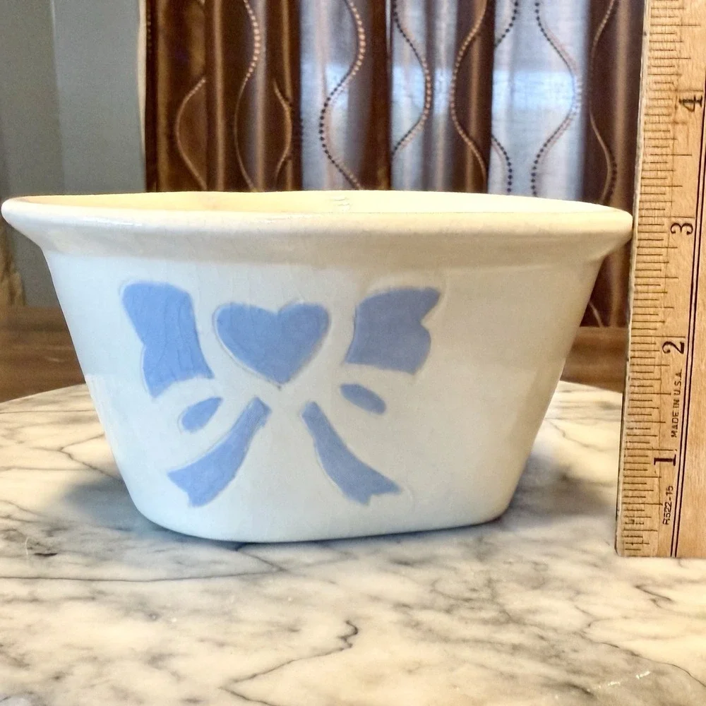 VTG 80s White Heartshaped Dish Bowl Blue Bow & Heart‎ Country Cottage Core 6X3